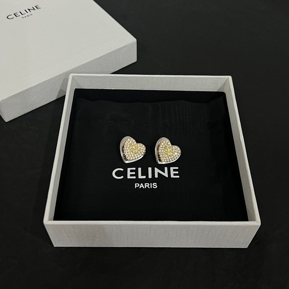 Celine Heart Logo Stud Earrings Women Gold - Picture 1 of 4